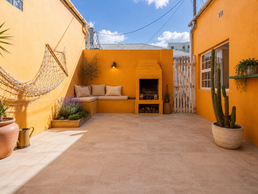 3 Bedroom Property for Sale in Woodstock Western Cape